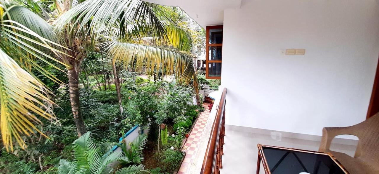 Blue Sophy Residency Aparthotel Варкала Екстериор снимка