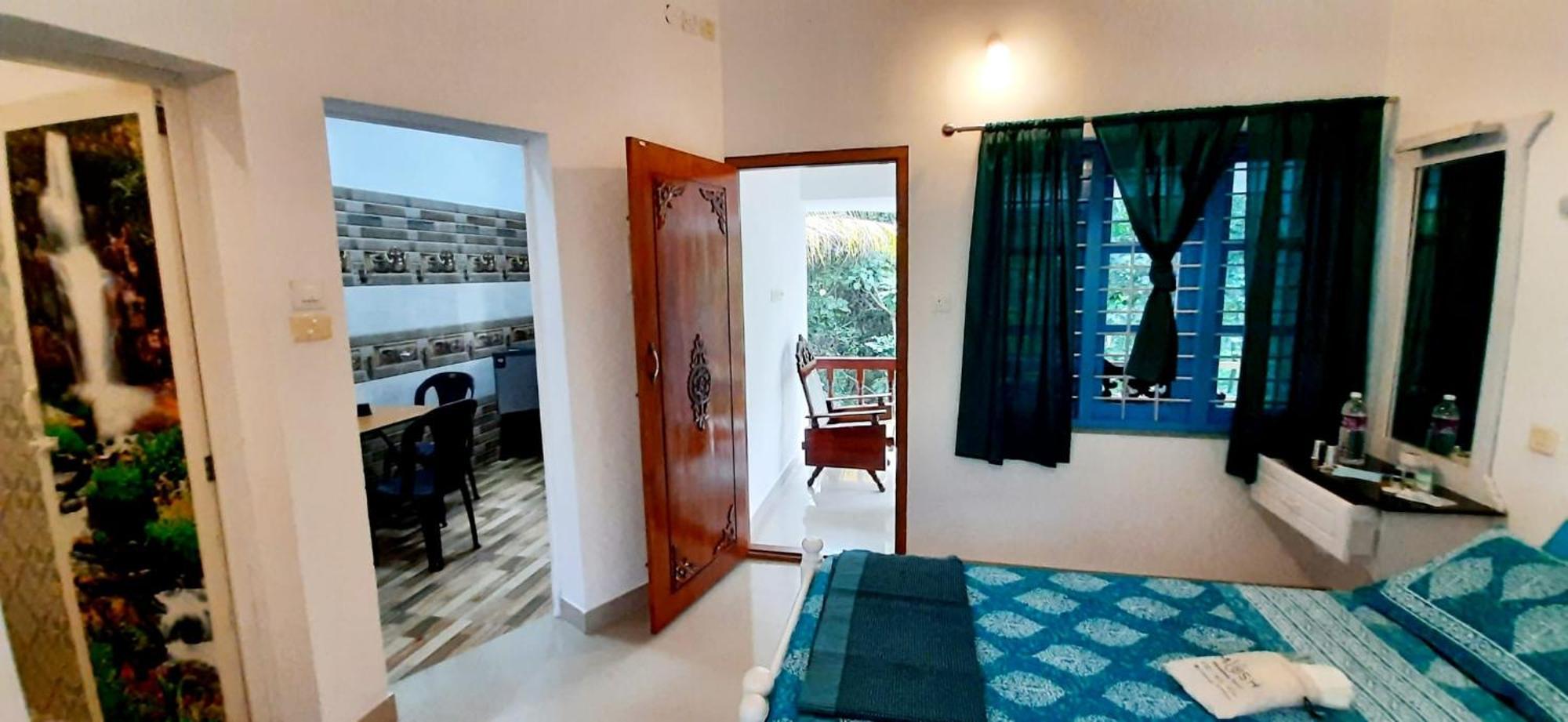 Blue Sophy Residency Aparthotel Варкала Екстериор снимка